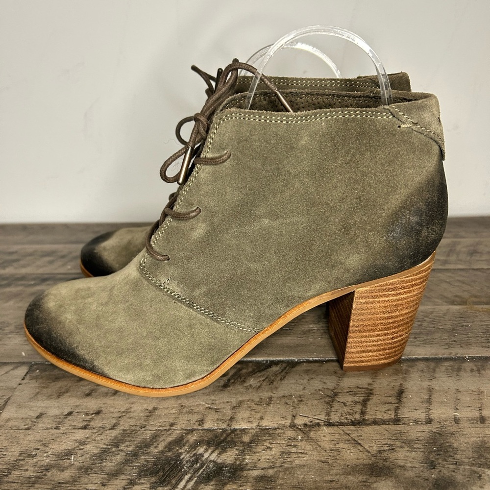 TOMS Lunata Lace Up Heeled Booties NWOT